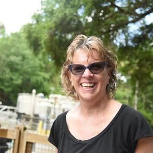 Meet your Posher, Deborah